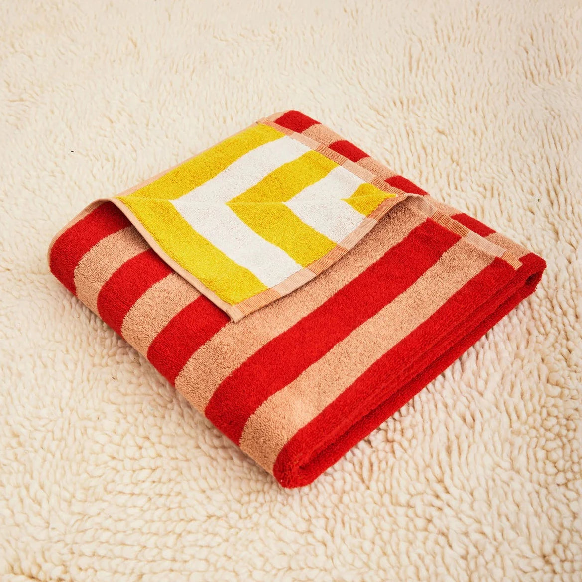 Yellow striped discount bath towels